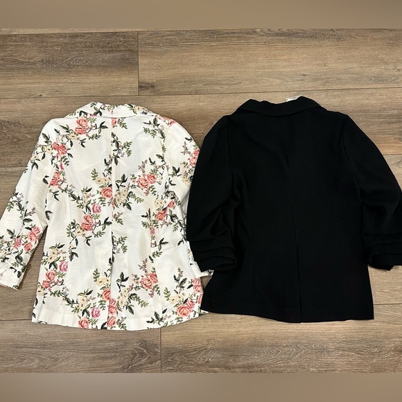 Two Lauren Conrad Blazers, Size Small! Floral and Black. - Picture 6 of 7